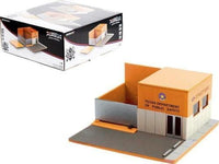 Florida Highway Patrol Hot Pursuit Center Command Mechanic's Corner Series 9 Diorama Greenlight 57091