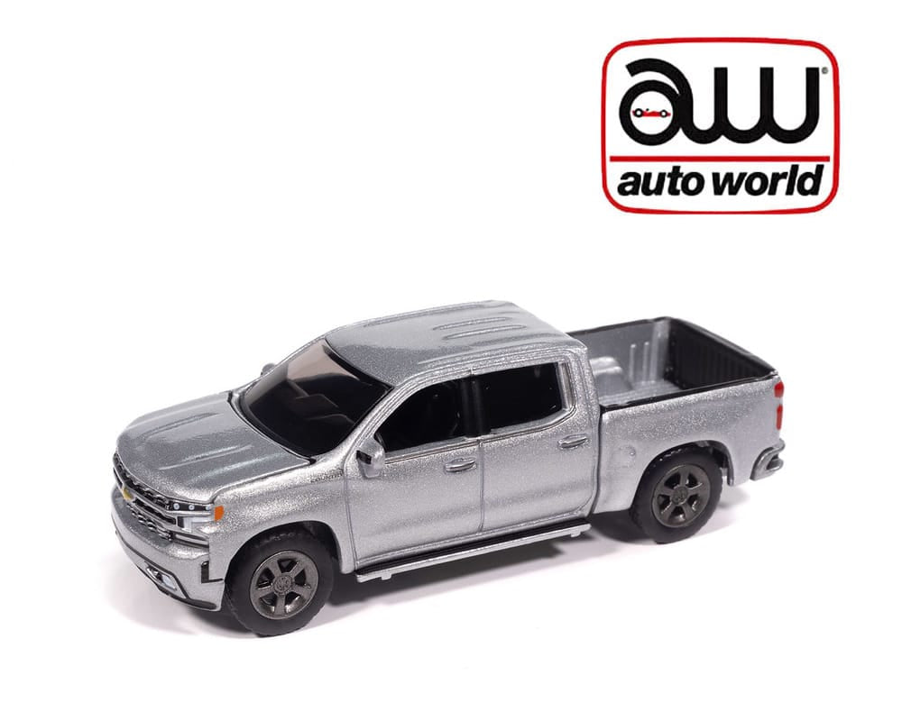 2026 Premium Release 1B 2019 Chevrolet Silverado High Country Silver Solid Pack Auto World 1/64 scale