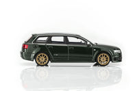 (PRE-ORDER) Audi RS4 B7 2005 Deep Green Pearl Motorhelix 1/64 M68307