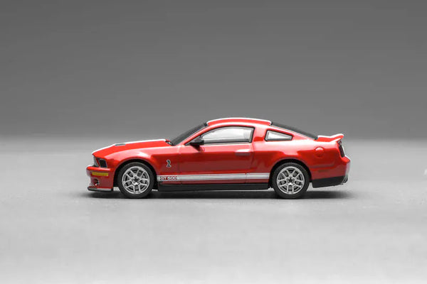 Ford Mustang Shelby GT500 2007 RED with White Stripes Motorhelix x Greenlight 1:64