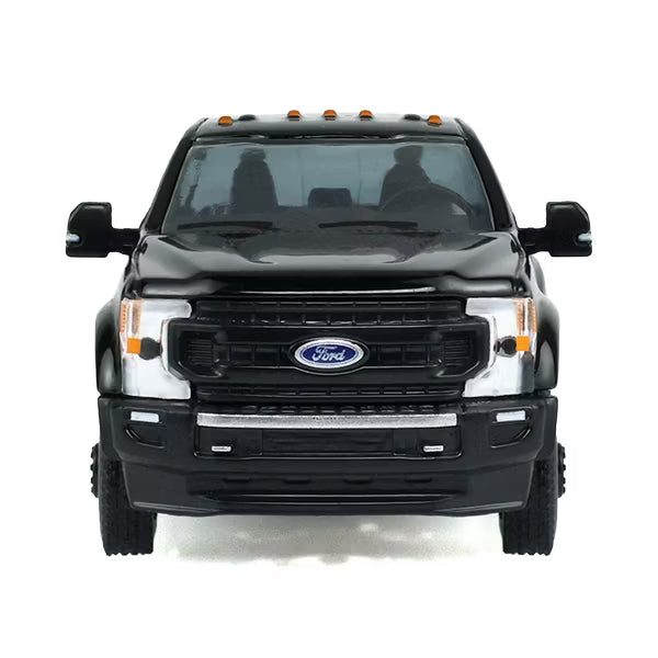 2020 Ford F-450 XL Super Duty Black Bandit Series 31 Greenlight 1:64