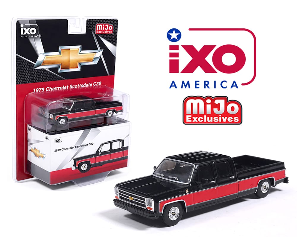 1979 Chevrolet Scottsdale C20 Crew Cab Black w/ Red two Tone | IXO 1:64 IAPR1015