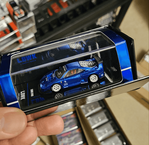 Chase Blue Ferrari F40 Liberty Walk Chrome Black Special Edition Inno64 1/64 scale