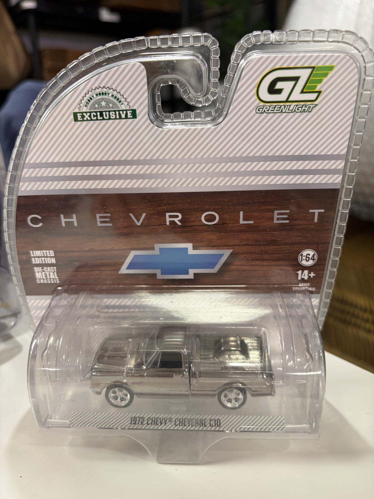 Chase Silver Chrome 1972 Chevrolet Cheyenne C10 Short Bed White Greenlight Hobby Exclusive 1:64