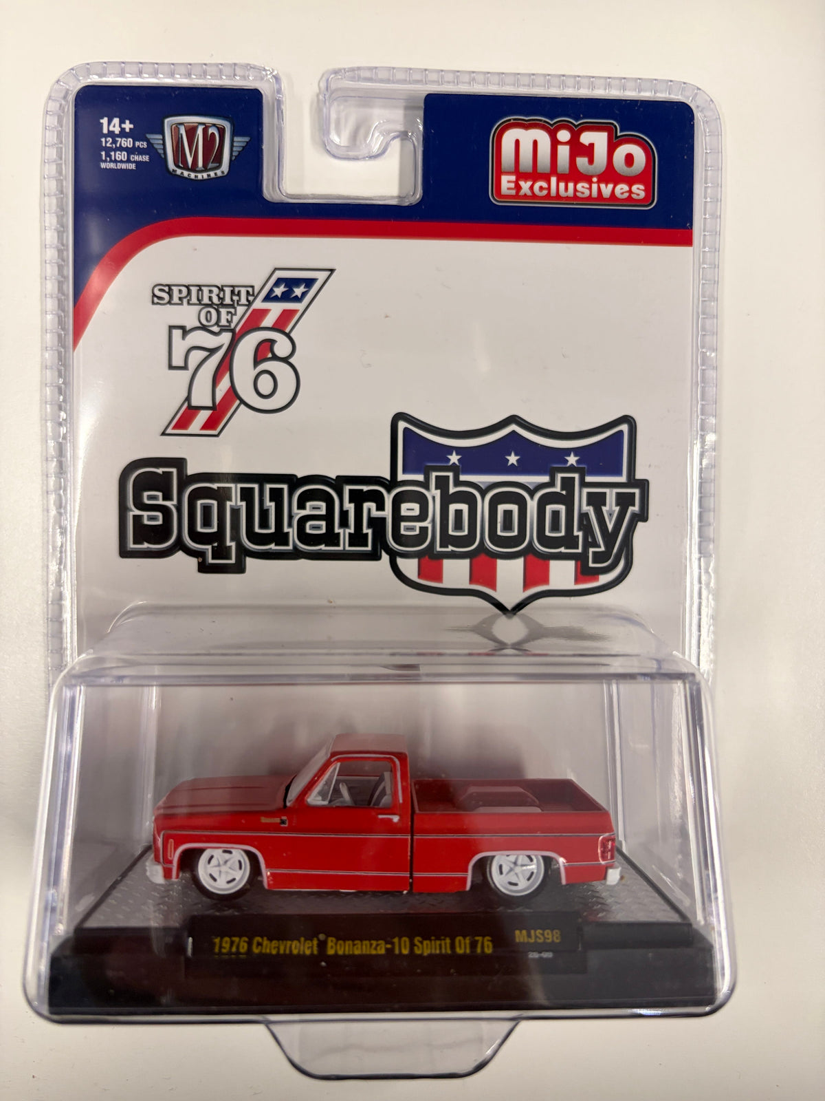 Chase 1976 Chevrolet Silverado Bonanza 10 SPIRIT OF 76 Squarebody USA Special Edition Red M2 Machines 1/64 scale 31500-MJS98chase