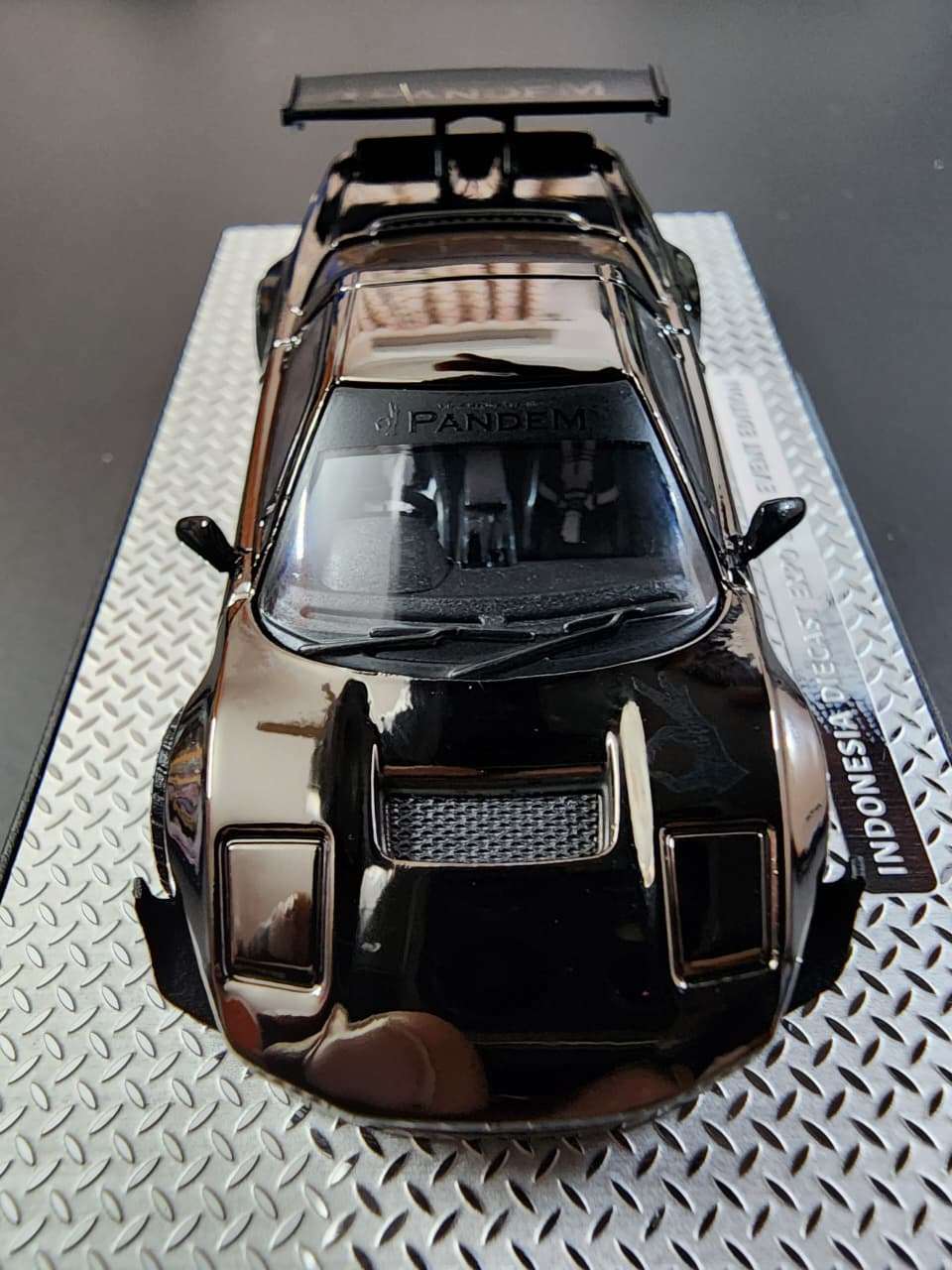 Chase Honda NSX NA1 Rocket Bunny Black Chrome IDE 2025 Exclusive Event Model Inno64