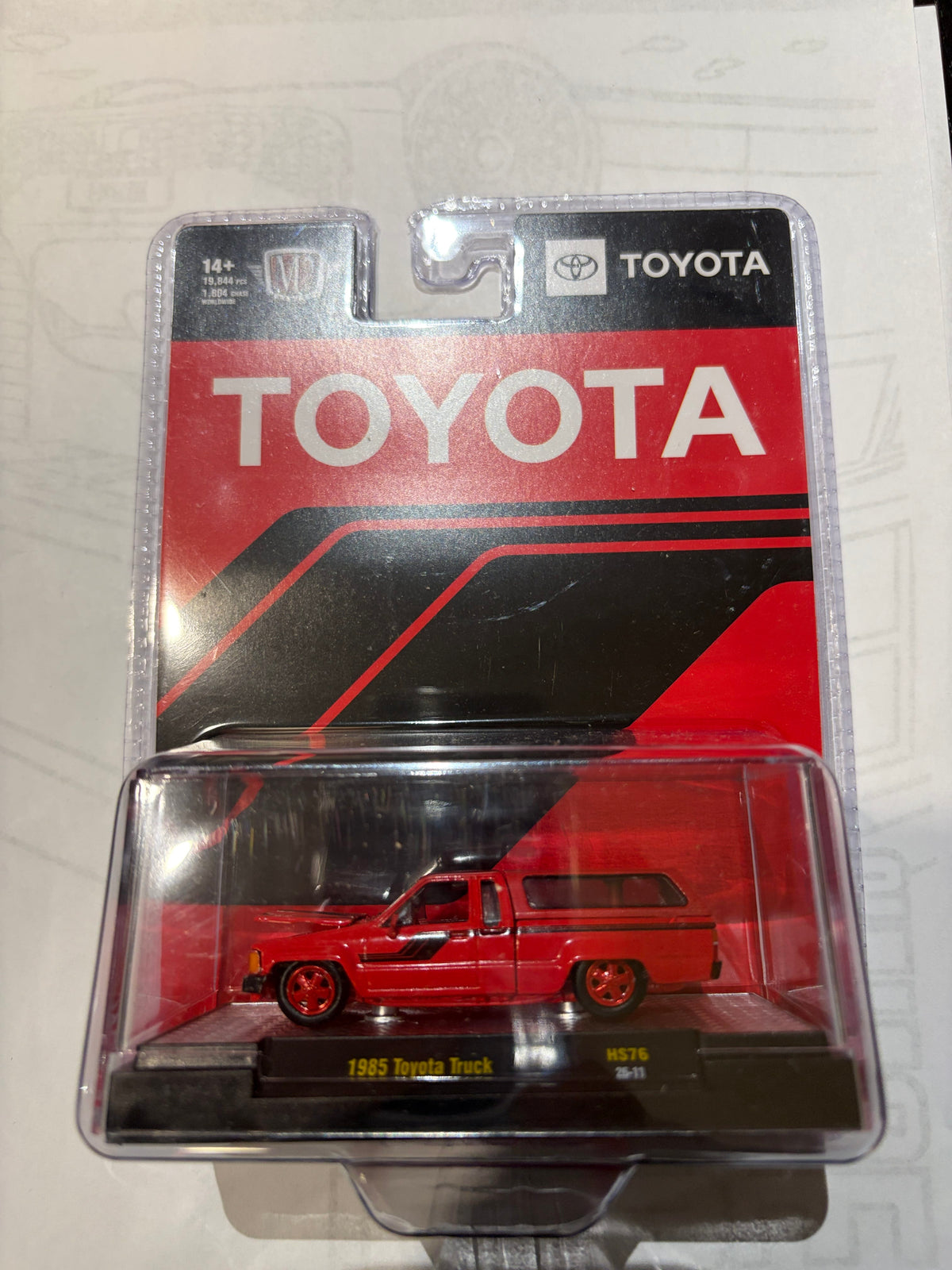 1985 Toyota Truck with Camper Shell Red | M2 Machines 1:64 31500-HS76 chase