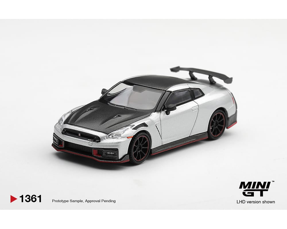 Nissan GTR NISMO 2024 Silver Mini GT 1/64 MGT01361-BL