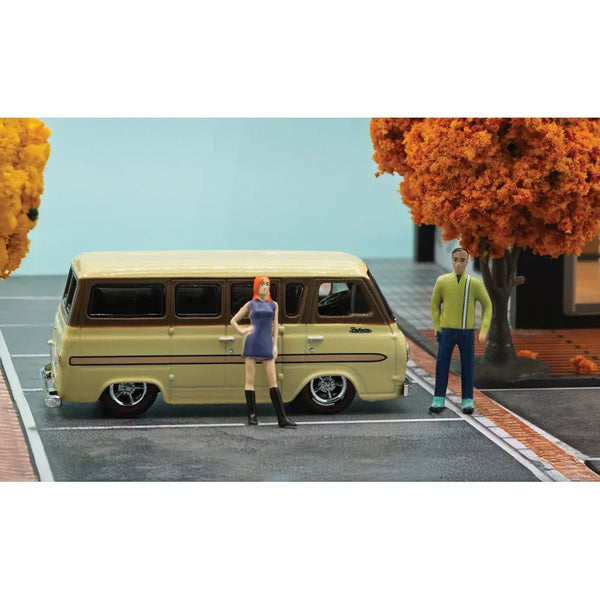 1965 Ford Falcon Club Wagon M2 with Minifigures Machines 1:64 Diorama