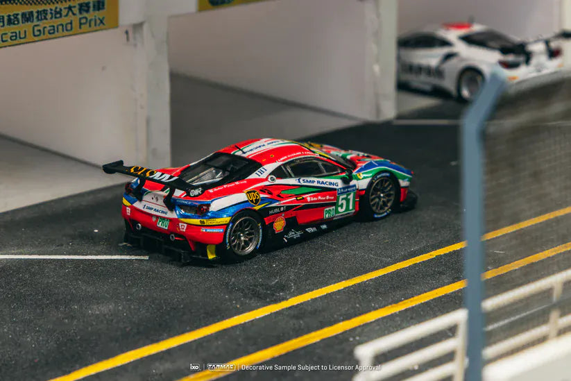 Ferrari 488 GTE 24h of Le Mans 2016 G. Bruni J. Calado A. Pier Guidi Tarmac Works 1/64