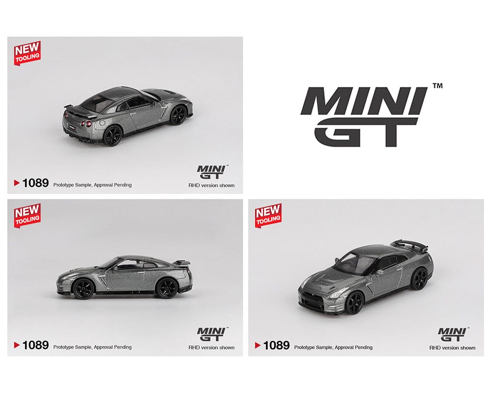 Nissan Skyline 2013 Nissan GT-R NISMO R35 CRS Version Dark Metal Gray Mini GT 1/64