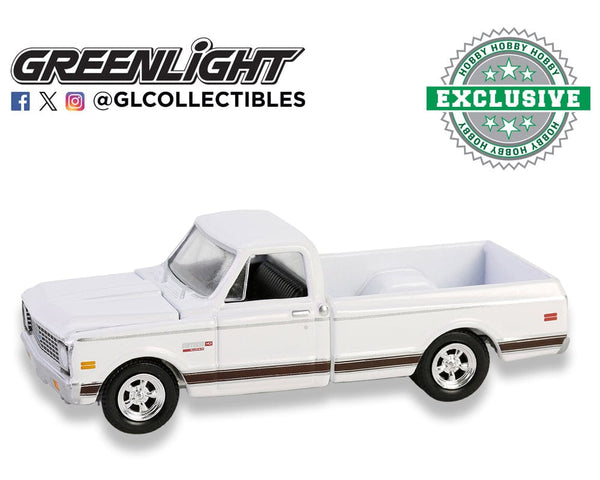 1972 Chevrolet Cheyenne C10 Short Bed White Greenlight Hobby Exclusive 1:64